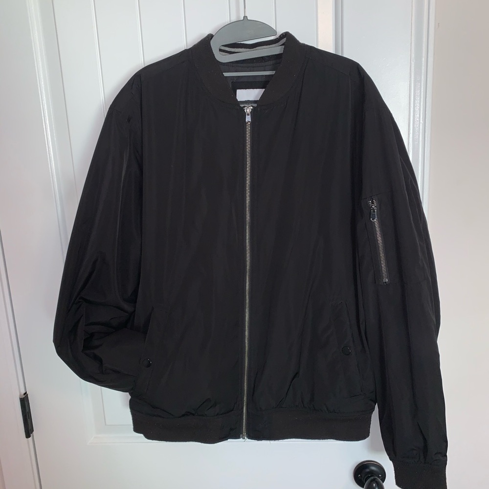 Old Navy bomber Jacket